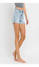 Load image into Gallery viewer, Vervet Highrise Single Cuff Shorts
