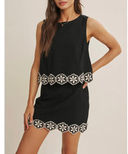 Load image into Gallery viewer, Garden Soiree Linen Tank