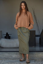 Load image into Gallery viewer, Spiced Caramel Ribbed Sweater