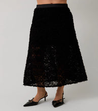 Load image into Gallery viewer, Black Kinlee Tulle Skirt